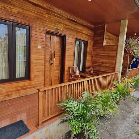 Lembongan Tropical Guesthouse