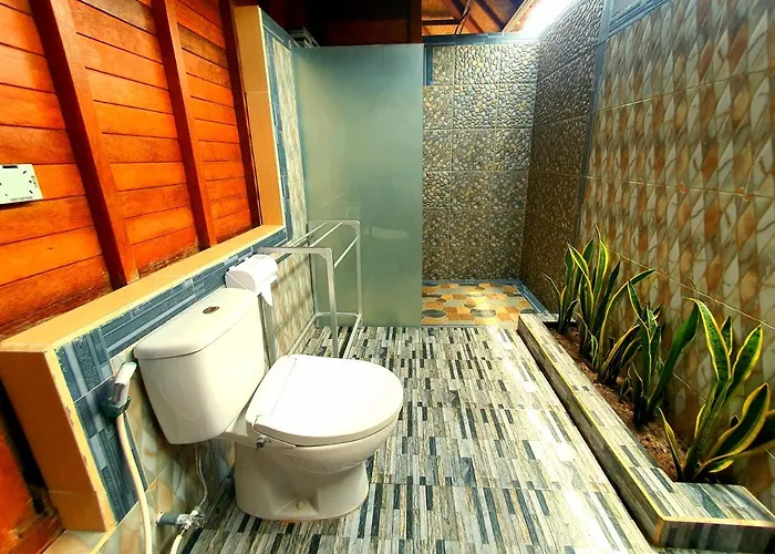 Tropical Tatil parkı Nusa Lembongan